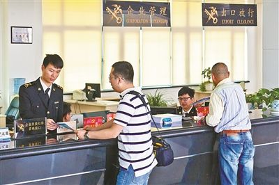 拉萨海关机构提速增效 企业仓储物流成本降低