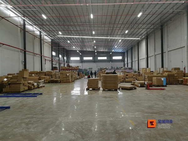 分析四种跨境电商物流仓储服务曲直势