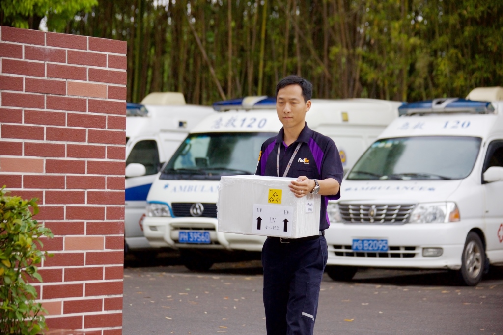 联国快递提高了医疗保健的温度节造运输质量