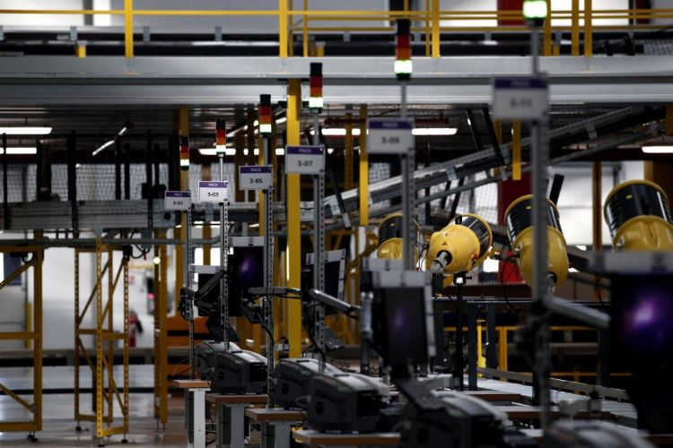 ʵ�������Զ�������е�˵߸���ͳ�ִ�����