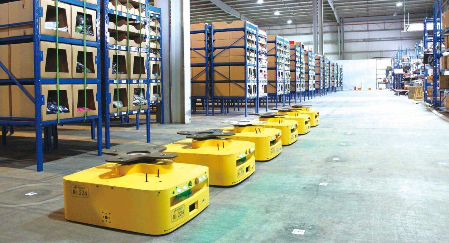 拉萨物流仓储企业拟“机械人搬货”，1天可处置2万张订单