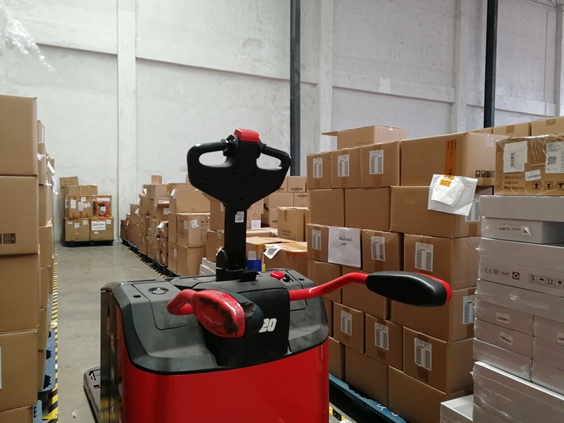 拉萨仓储企业启动智能化方能因应新变局