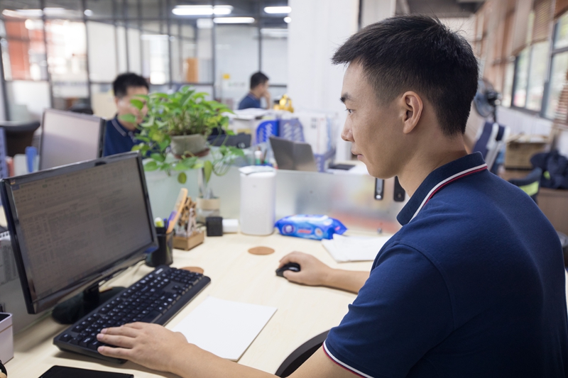 拉萨仓储企业搭上互联网快车，仓库出租业务利好