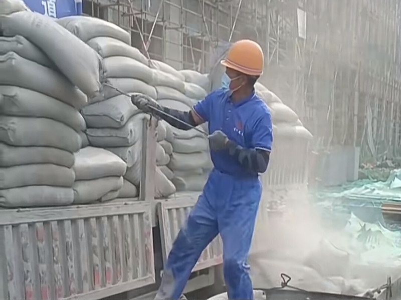 智能装车系统利用，代替危险品货物装卸