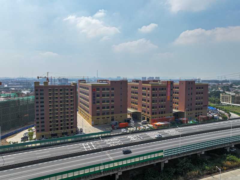 �Ϻ�����¥�����12000ƽ���׻��������У�