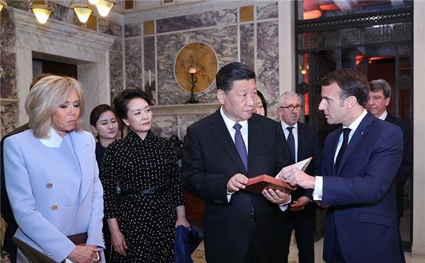 ϰ��ƽ�Ӽ�ŷ�����������ִ̲���