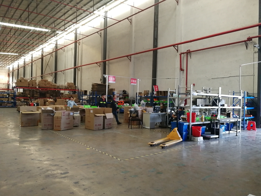 仓库作业现场 仓库作业现场