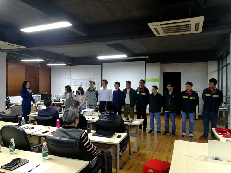 ����Ա���ν�