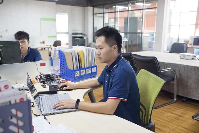 �����ֿ���Ա