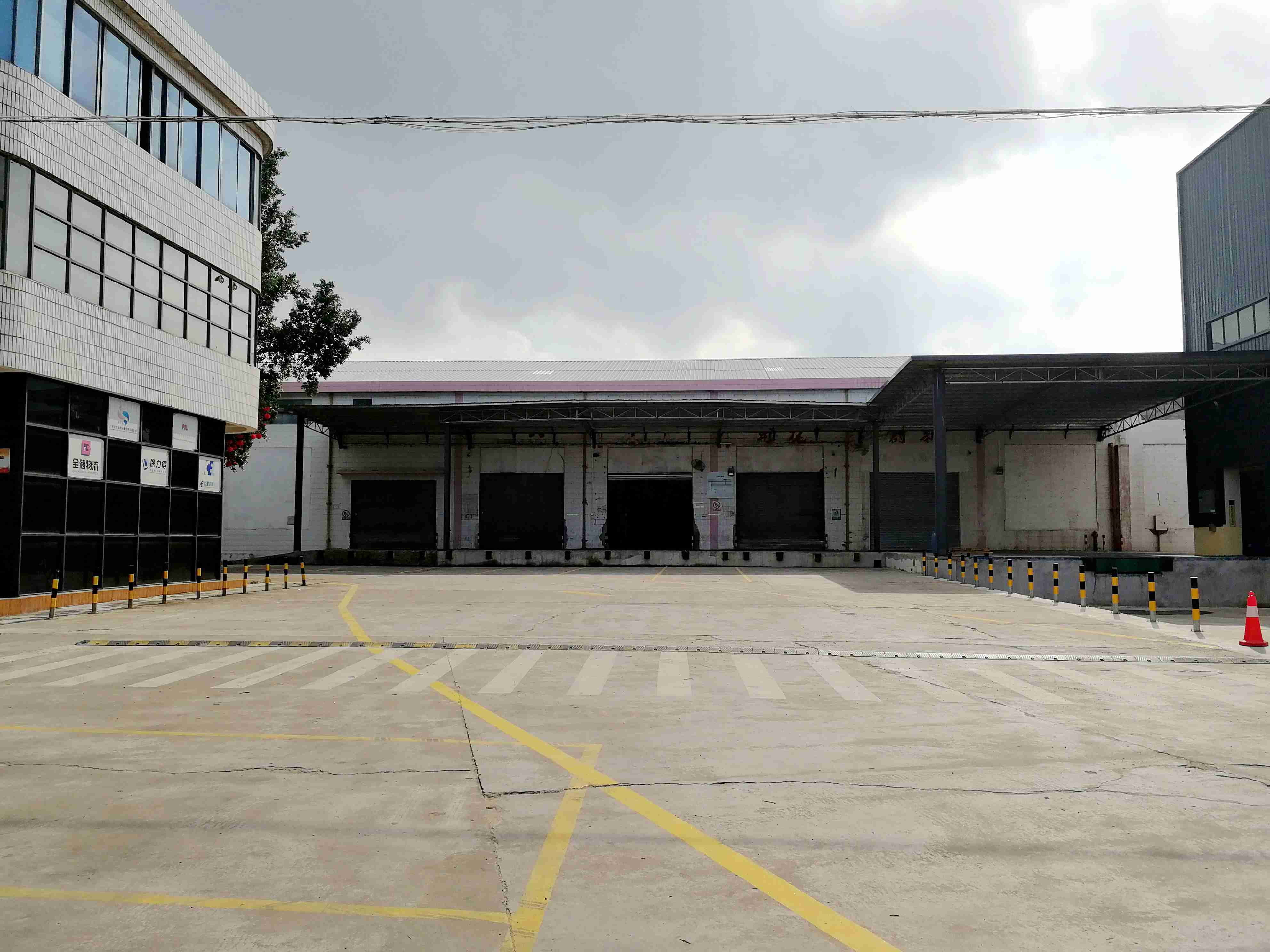 �����ִ�����ͼƬ