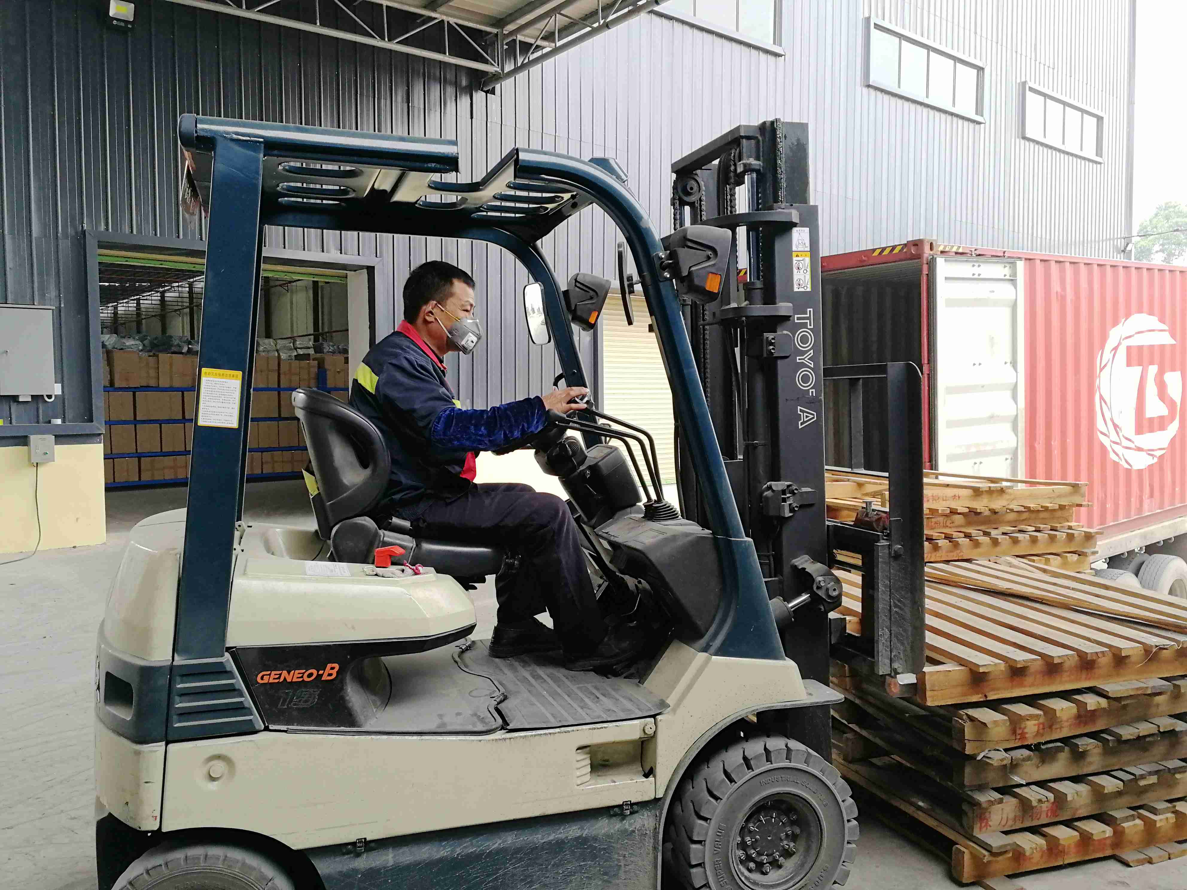 拉萨仓库安全查抄图片 拉萨仓库安全查抄图片