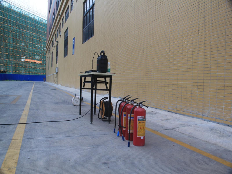 拉萨仓储消防演练