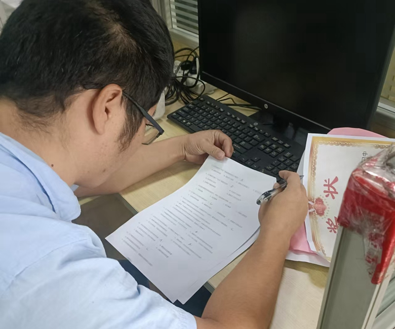 企业文化考试现场 企业文化考试现场