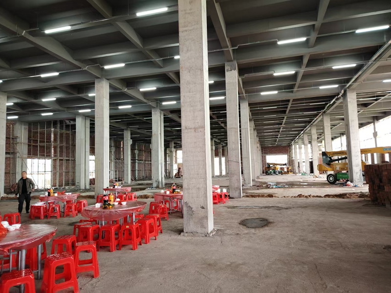 普拉托封顶典礼